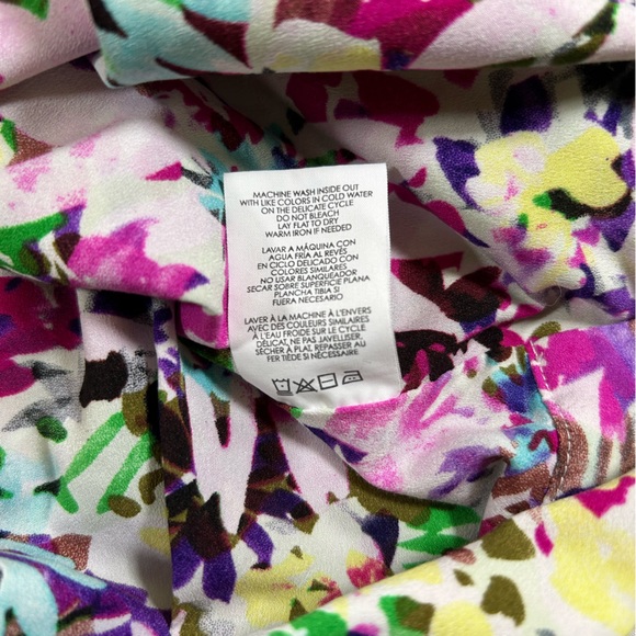 Cabi Women’s Eden Floral short Sleeve Blouse #5211 Medium - Picture 4 of 6